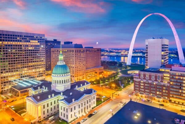 Missouri Cannabis Business Licenses: How to Apply